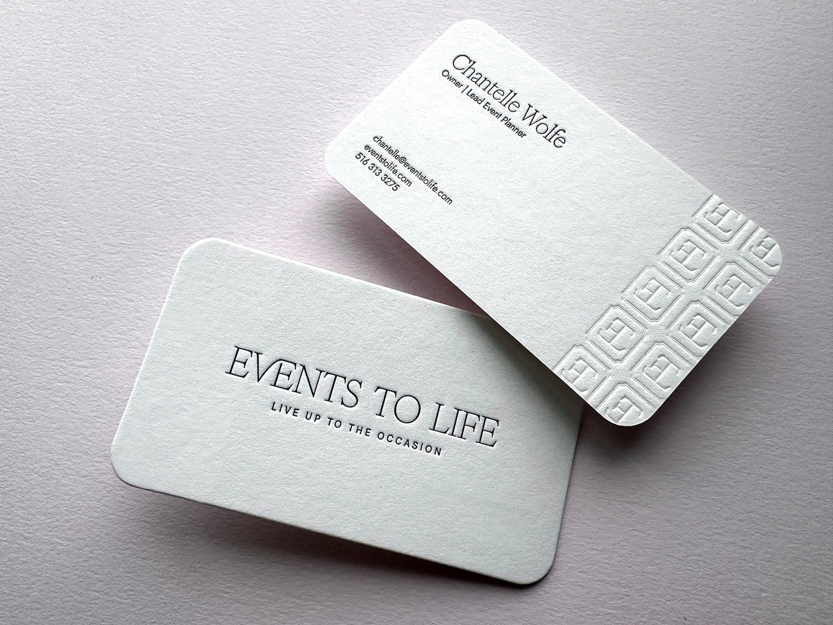 What Paper Is Best for Luxury Business Cards?